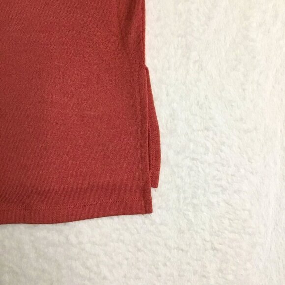 Orvis Knit Top Women's Sz Medium Cap Sleeve Relaxed V-Neck Rust Orange Hem Slits - Picture 7 of 13